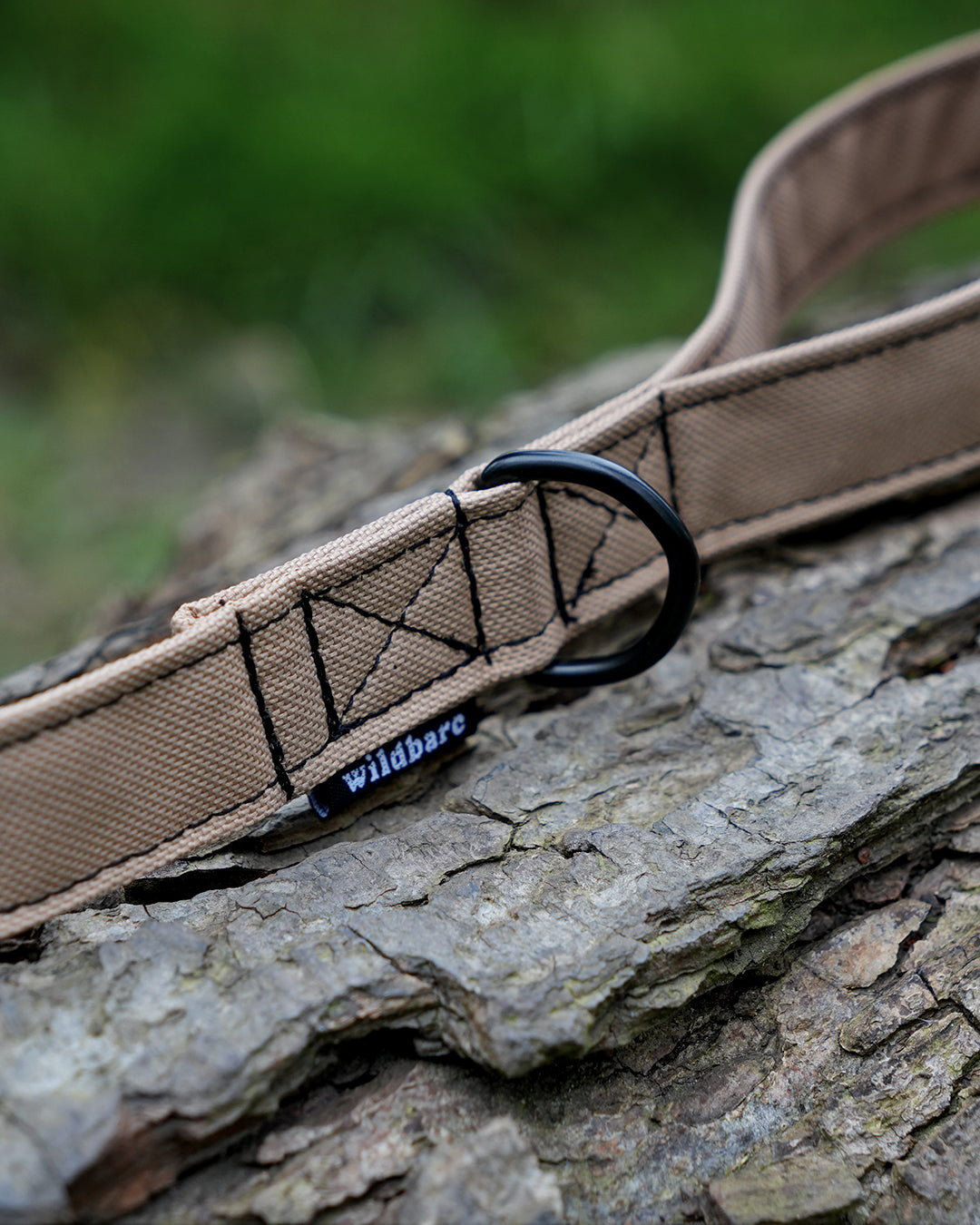 Tan Canvas Lead