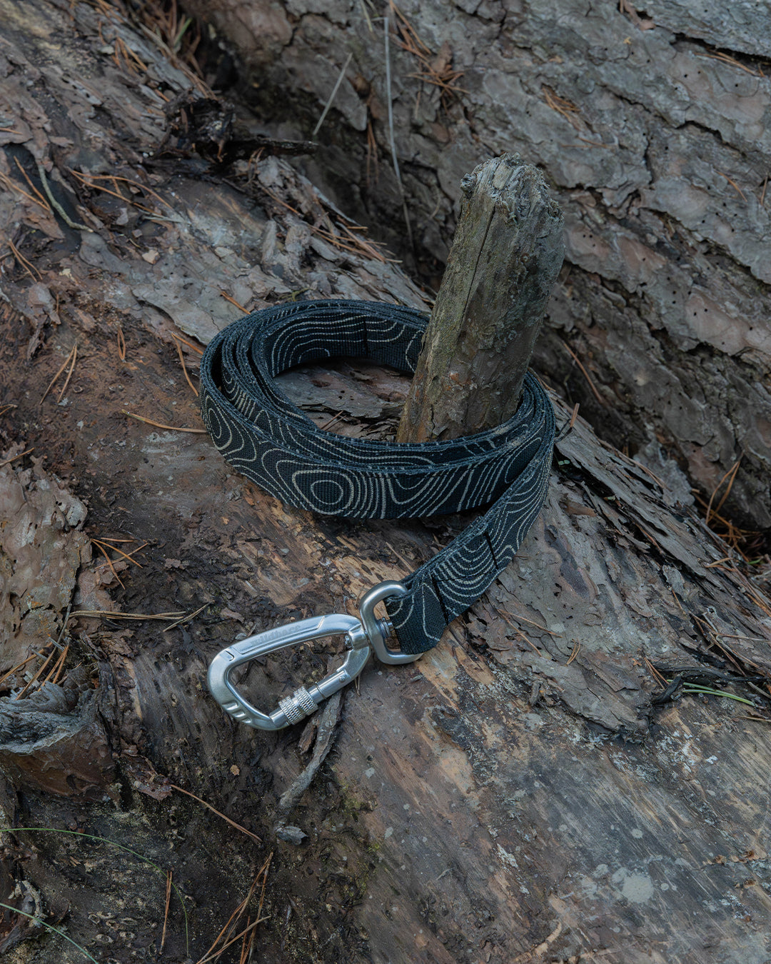 Topo Black Waterproof Dog Lead